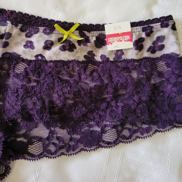Cosmopolitan size 5 Cheeky Panty NWT - Picture 2 of 3